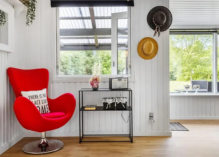 Lovely In With Wifi * Hals