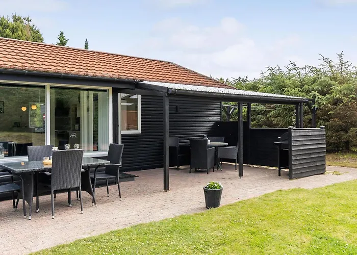 Lovely In With Wifi 別荘